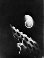 photogram-1_painter-laszlo-moholy-nagy__49289__88323__08947.1567386100.jpg