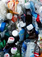 plastic-bottles-115089_1920.jpg